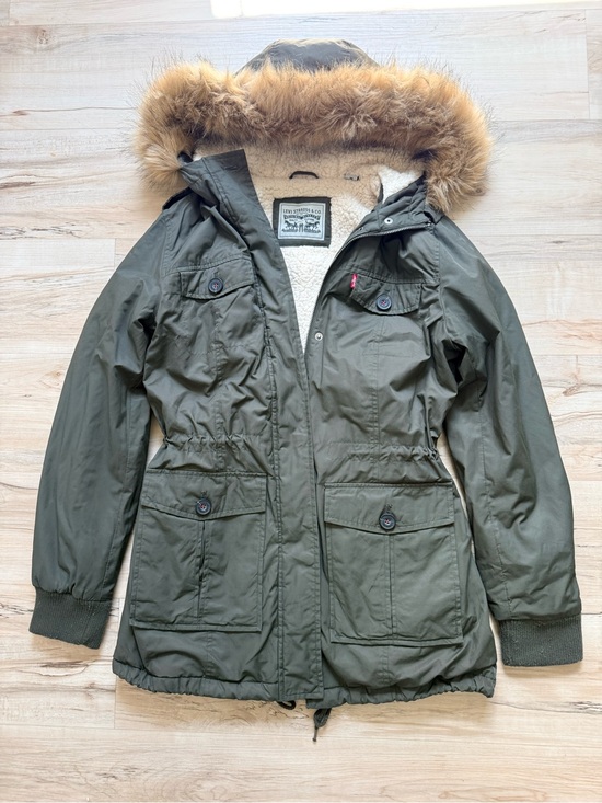 Levi's Jackets & Blazers - Levi Strauss & Co. Women’s Sherpa Lined Parka Jacket Olive Green Faux Fur Hood M